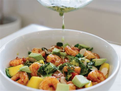 grilled-shrimp-and-mango-salad-with-cilantro-lime-vinaigrette image