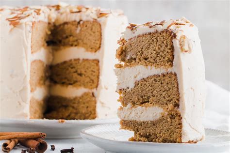 keto-spice-cake-with-cream-cheese-frosting image