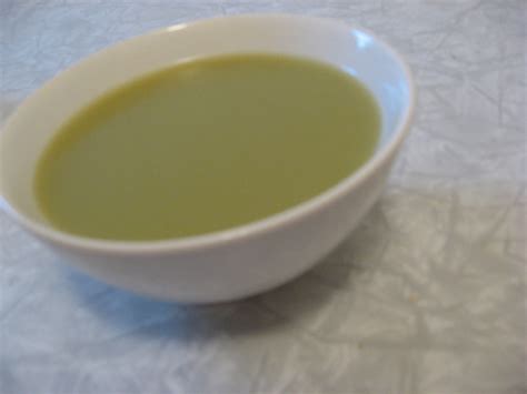 a-recipe-for-pea-pod-soup-green-prophet image