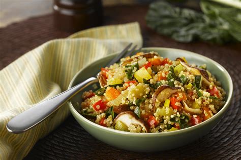 quinoa-pilaf-recipe-cook-with-campbells-canada image