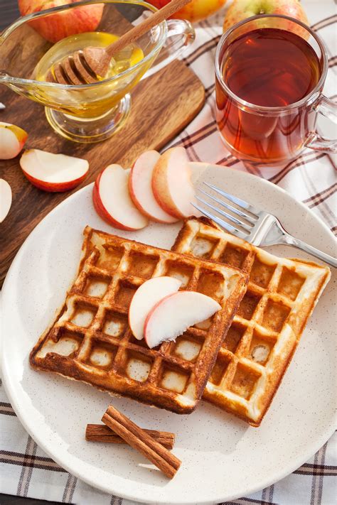 recipe-for-apple-cinnamon-waffles-almanaccom image