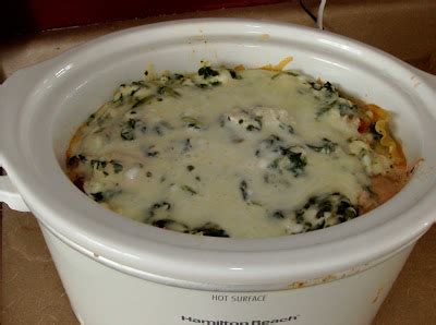 slow-cooker-chicken-and-spinach-lasagna image