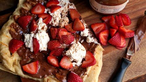 grilled-dessert-pizza-recipe-rachael-ray-show image