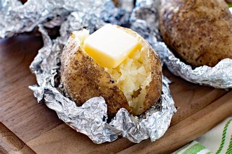 baked-potato-on-the-grill-gimme-some-grilling image
