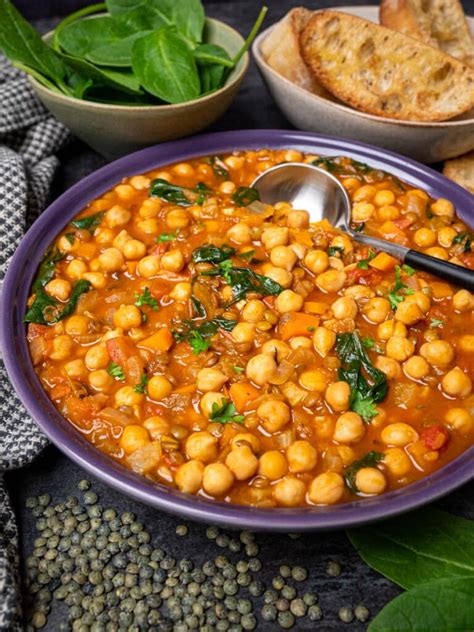 smoky-chickpea-and-lentil-stew-vegan-cocotte image