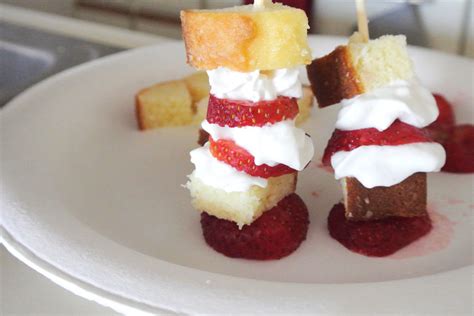 how-to-make-strawberry-shortcake-kabobs-spoon image