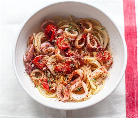 10-minute-roasted-calamari-pasta-familystyle-food image