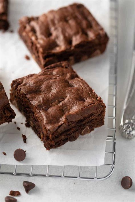 best-gluten-free-brownie-recipe-meaningful-eats image