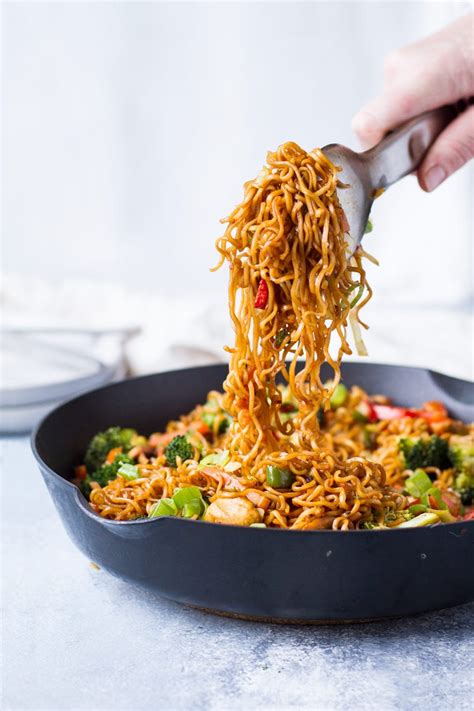 easy-20-minute-vegetarian-lo-mein-ginger-with-spice image