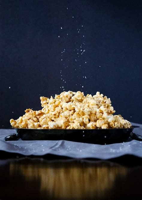 salted-caramel-popcorn-the-best-caramel-corn image