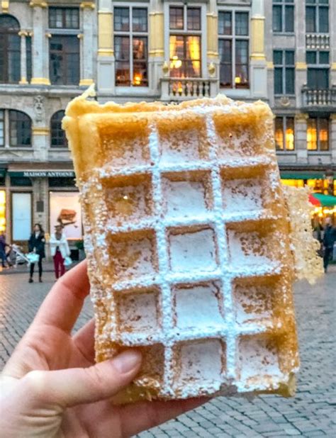 best-waffles-in-brussels-heres-where-to-find-them-in-2022 image