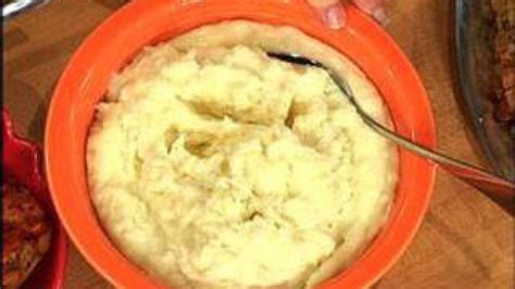 mashed-potatoes-with-cream-cheese-and-chives image