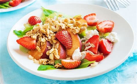 strawberry-kiwi-and-spinach-salad-recipe-kiwi image