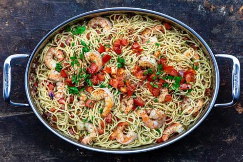 20-minute-shrimp-pasta-mediterranean-style image