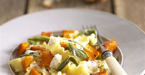 pappardelle-pasta-with-carrots-recipe-eat-smarter-usa image