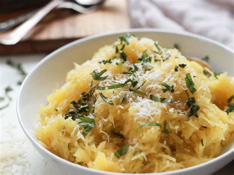 parmesan-herb-spaghetti-squash-recipe-and-nutrition image