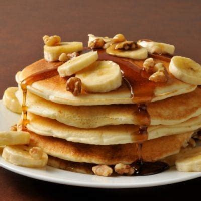 greek-yogurt-banana-pancakes-recipe-recipesnet image