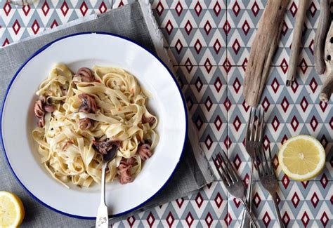 octopus-with-fresh-fettucine-chilli-and-lemon-cooking image