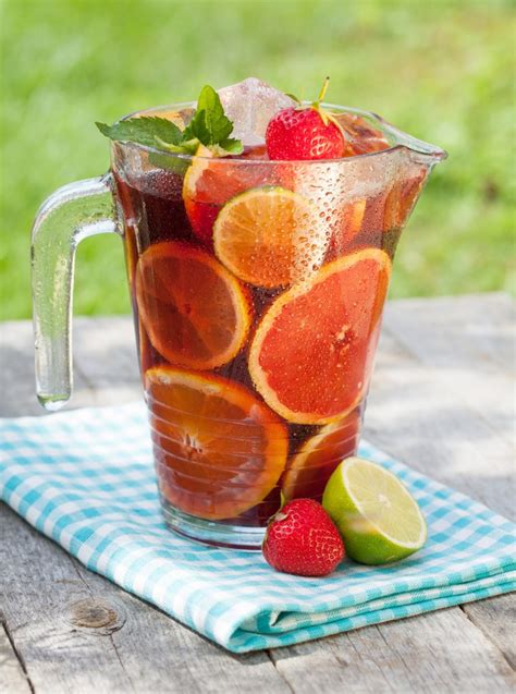 strawberry-and-orange-iced-tea-healthy-food-guide image