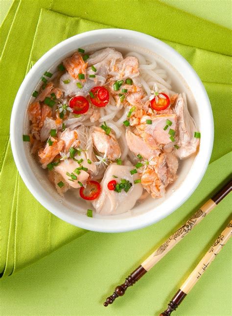 salmon-head-soup-recipe-how-to-make-fish-head-soup image