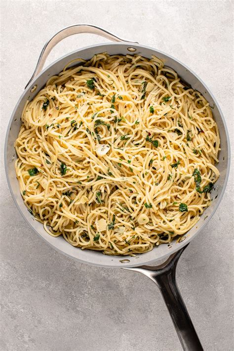 easy-garlic-and-herb-pasta-30-minutes-sweet image