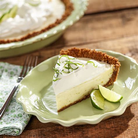 classic-key-lime-pie-with-gingersnap-crust-santa image