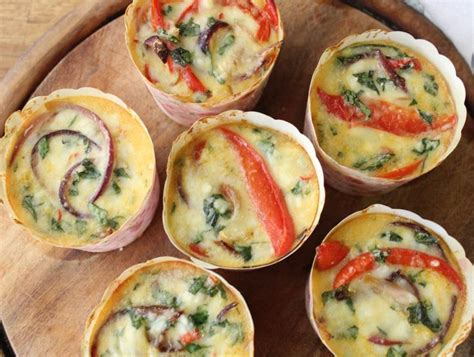 crustless-red-pepper-quiches image
