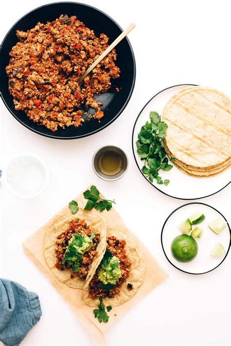 vegan-spicy-scrambled-tofu-breakfast-tacos image