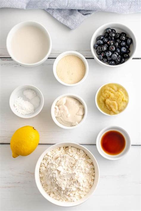 lemon-blueberry-pound-cake-happy-food-healthy-life image