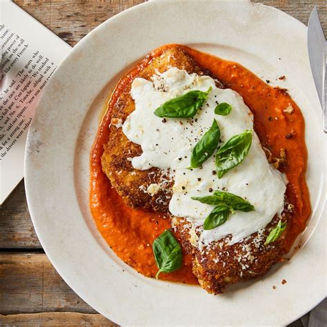 best-tomato-sauce-for-chicken-parmesan image