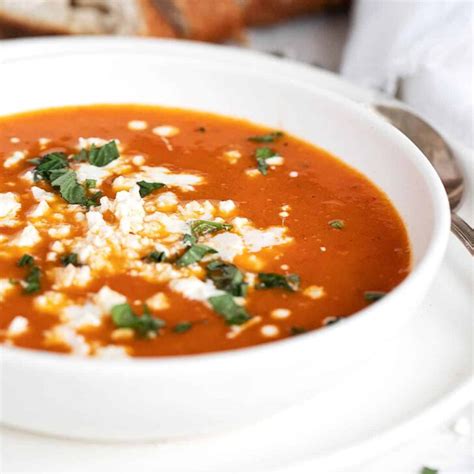 roasted-red-pepper-and-tomato-soup-seasons-and image