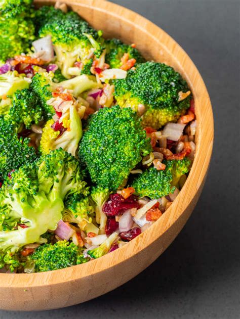 no-mayo-broccoli-salad-12-tomatoes image