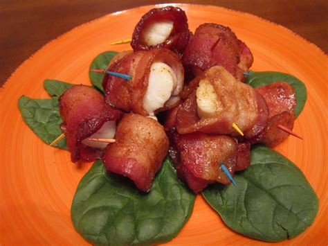 sweet-and-spicy-bacon-wrapped-scallops-fresh-and image