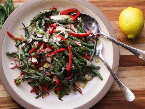 grilled-green-bean-salad-with-red-peppers-and image