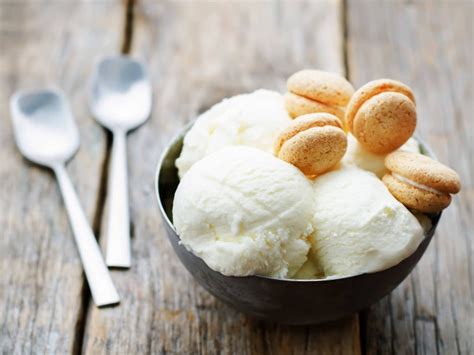 copycat-ben-and-jerrys-french-vanilla-ice-cream image