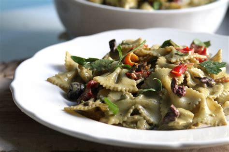 roasted-red-pepper-artichoke-and-olive-pasta-salad image