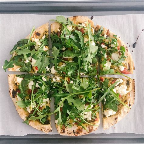 quick-and-healthy-pesto-and-goat-cheese-pita-pizza-no image