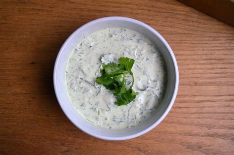 make-your-own-easy-creamy-cilantro-lime-chip-dip image