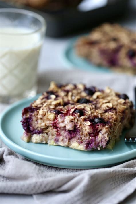 the-best-vegan-berry-baked-oatmeal-the image