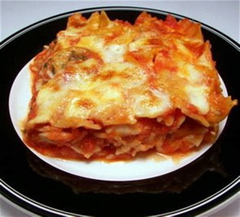 culinary-in-the-desert-baked-bow-tie-pasta-with-mozzarella image