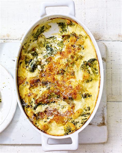 gnocchi-gratin-with-broccoli-and-spinach image