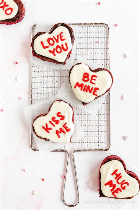 valentines-cheesecake-brownie-hearts-the-soccer image