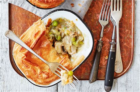 chicken-and-tarragon-pie-recipe-tesco-real-food image