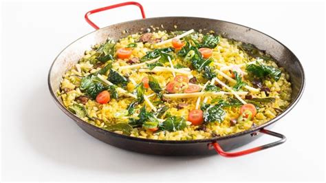 5-ultimate-easy-paella-recipes-that-blow-your-mind image