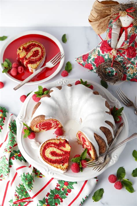 red-velvet-marble-bundt-cake-mom-loves-baking image