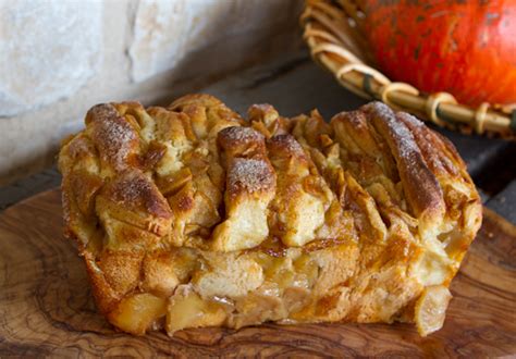 apple-cinnamon-pull-apart-bread-italian-food-forever image