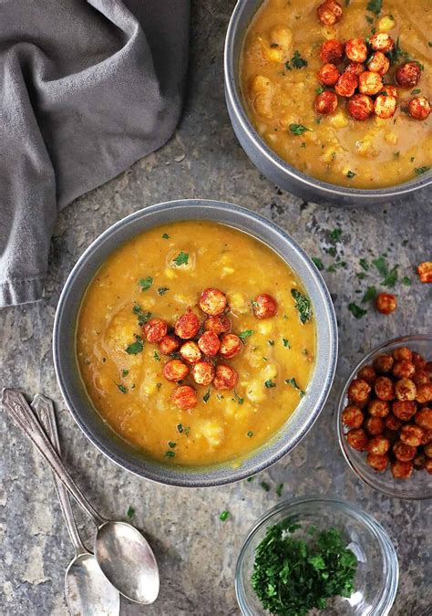 roasted-garlic-pumpkin-soup-recipe-savory-spin image