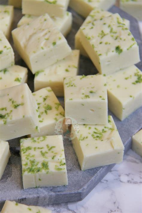 gin-and-tonic-fudge-janes-patisserie image