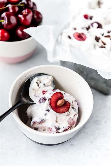 no-churn-low-carb-ice-cream-sugar-free-with image