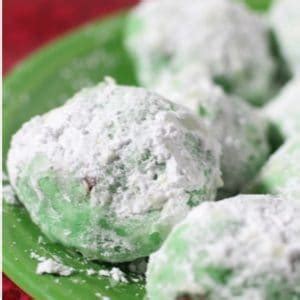 mint-snowball-cookies-creative-homemaking image
